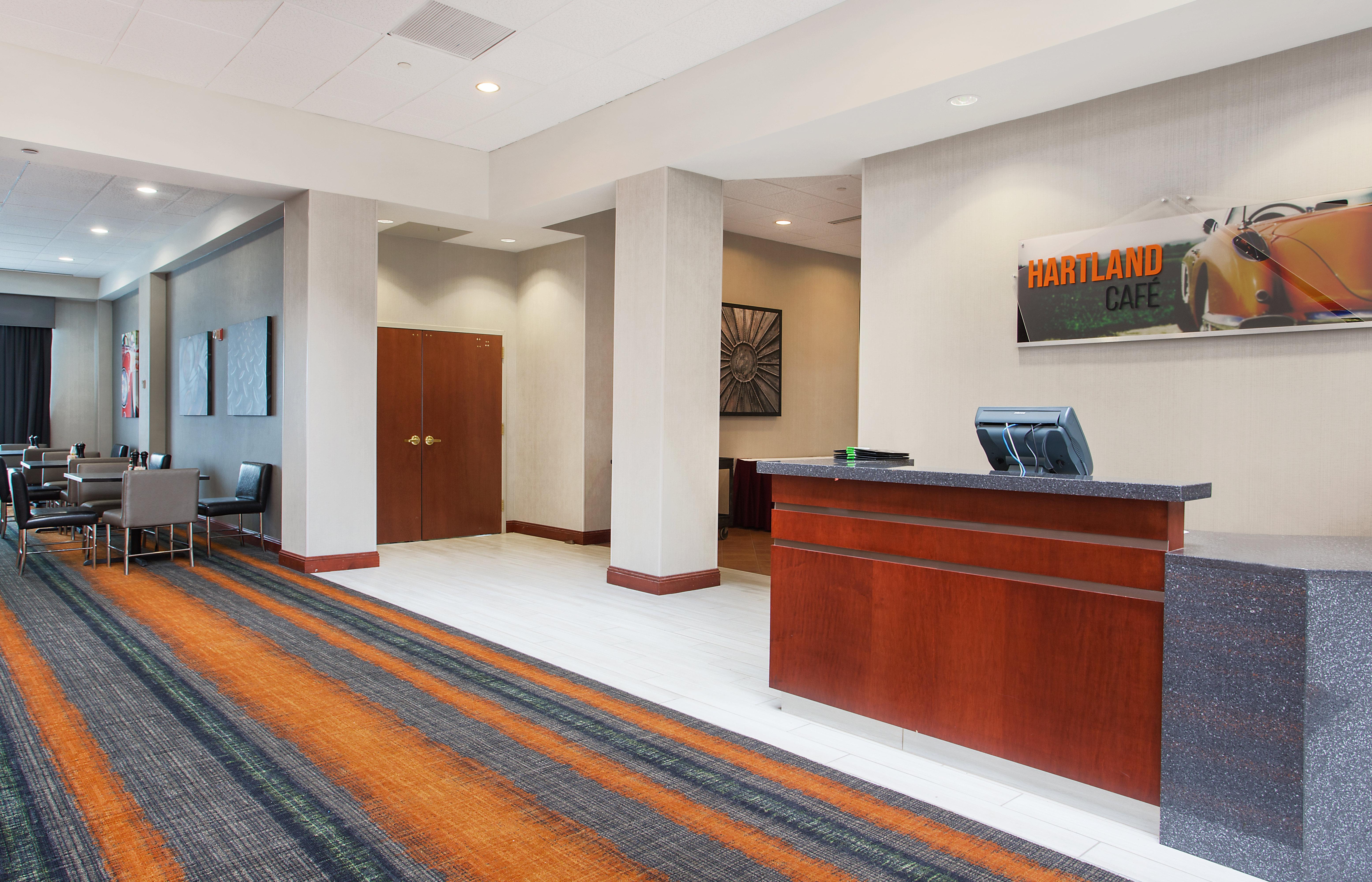Holiday Inn University Plaza-Bowling Green By Ihg Exterior foto